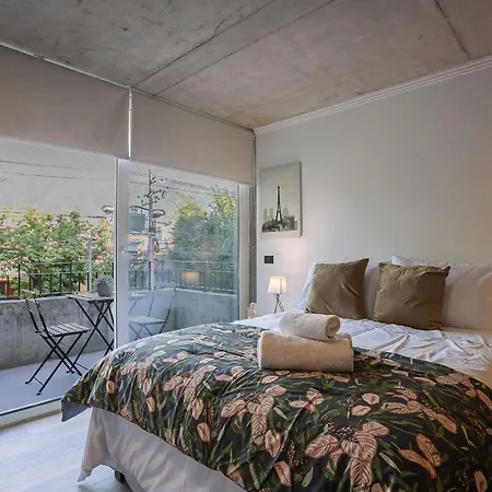 Enjoy La Reina In This Cozy Studio